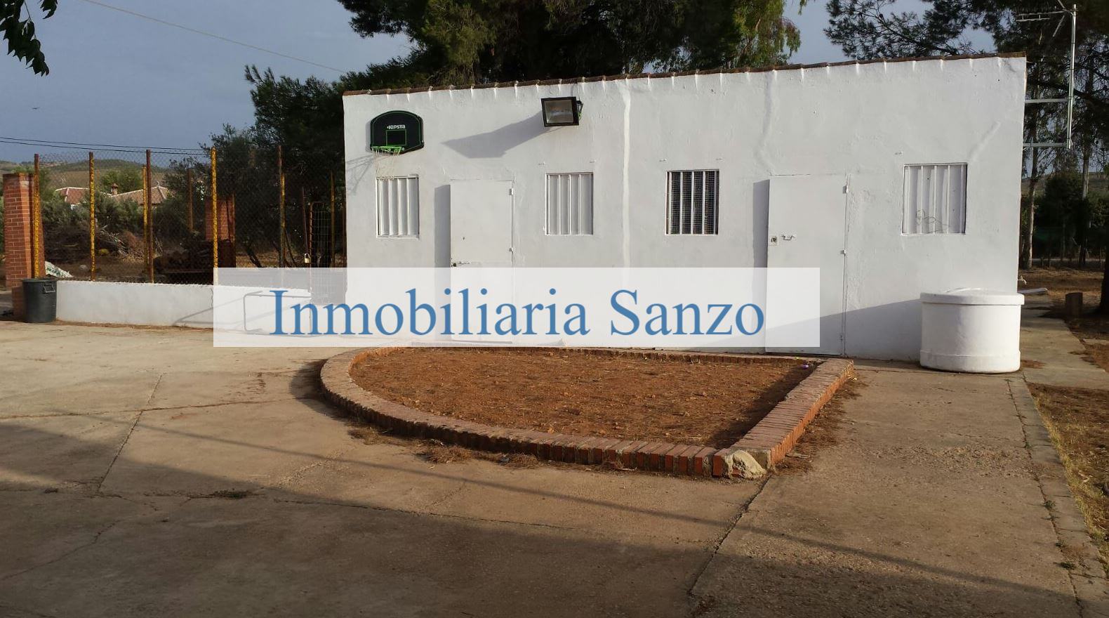 Casa de campo en Antequera Inmobiliaria Sanzo Compra y