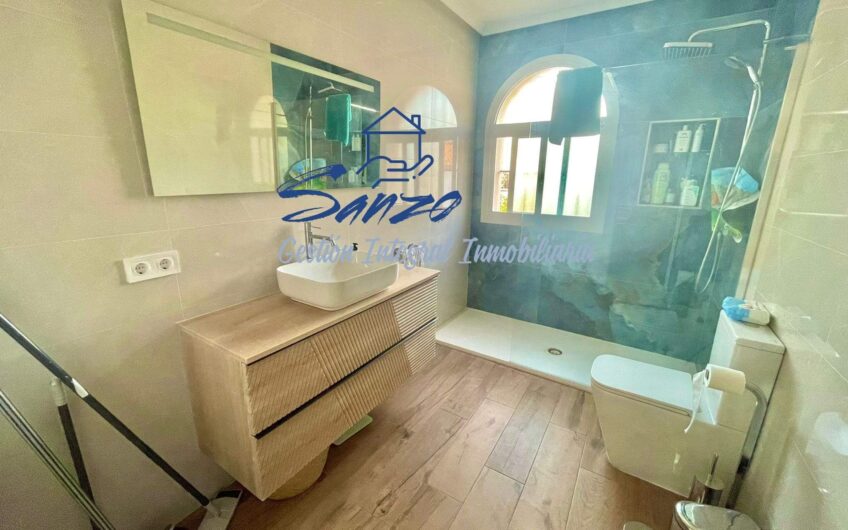Chalet con piscina en Antequera