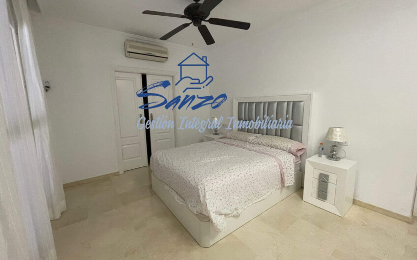 Chalet con piscina en Antequera