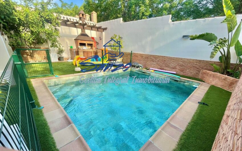 Chalet con piscina en Antequera