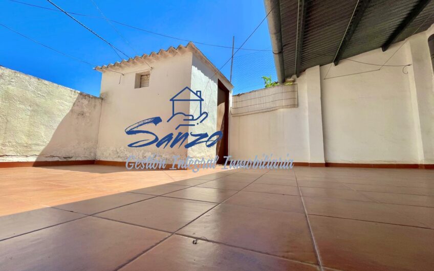 Casa en Villanueva de Algaidas