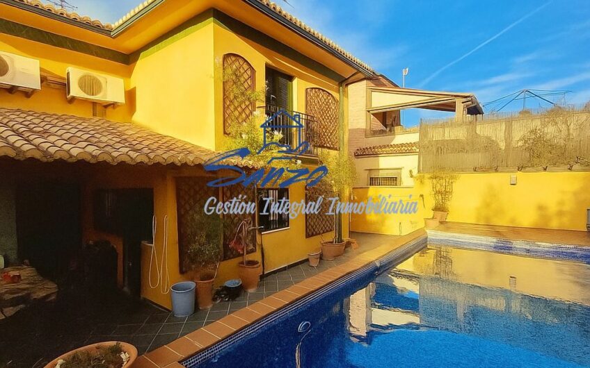 Chalet adosado en Antequera