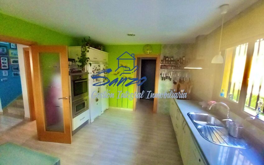 Chalet adosado en Antequera