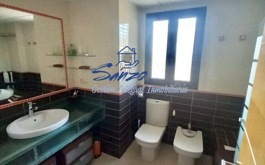 Chalet adosado en Antequera