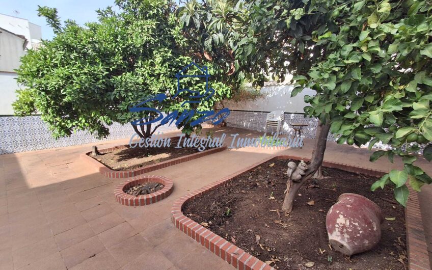 Casa en exclusiva en el centro Antequera